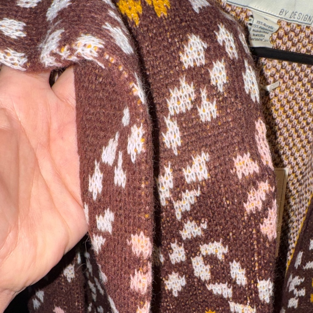 By Design- NWT Brown Floral Patterned Cardigan Size Medium - Picture 13 of 16